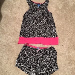 Vera Wang pajama set